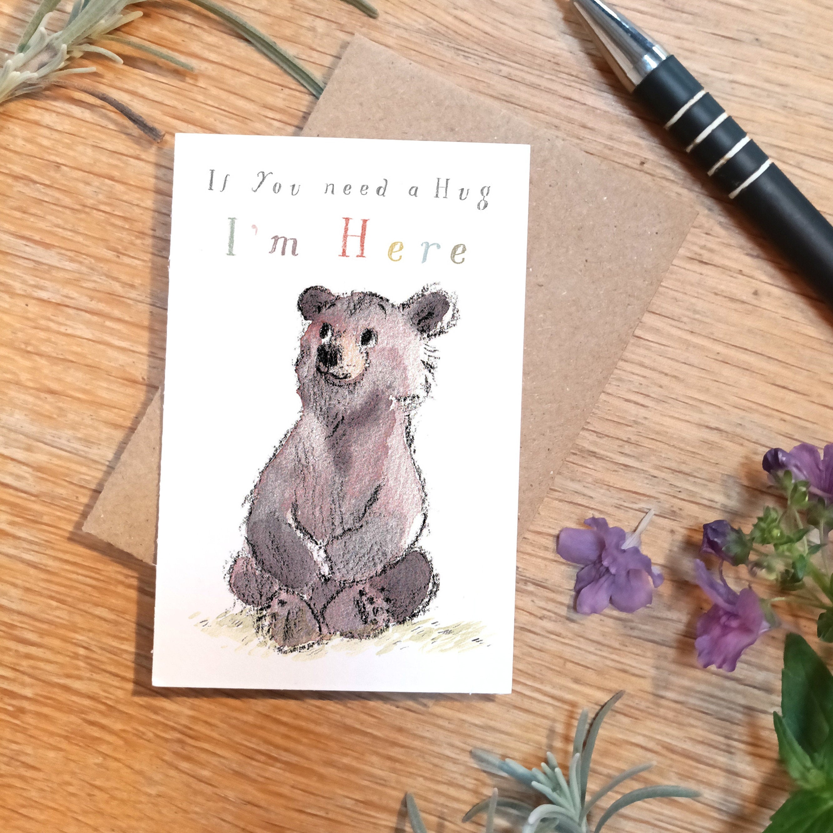 Little keepsake card - Bear hug - credit card size - Write a little message on the back to be kept in purse, wallet or pocket - LM021
