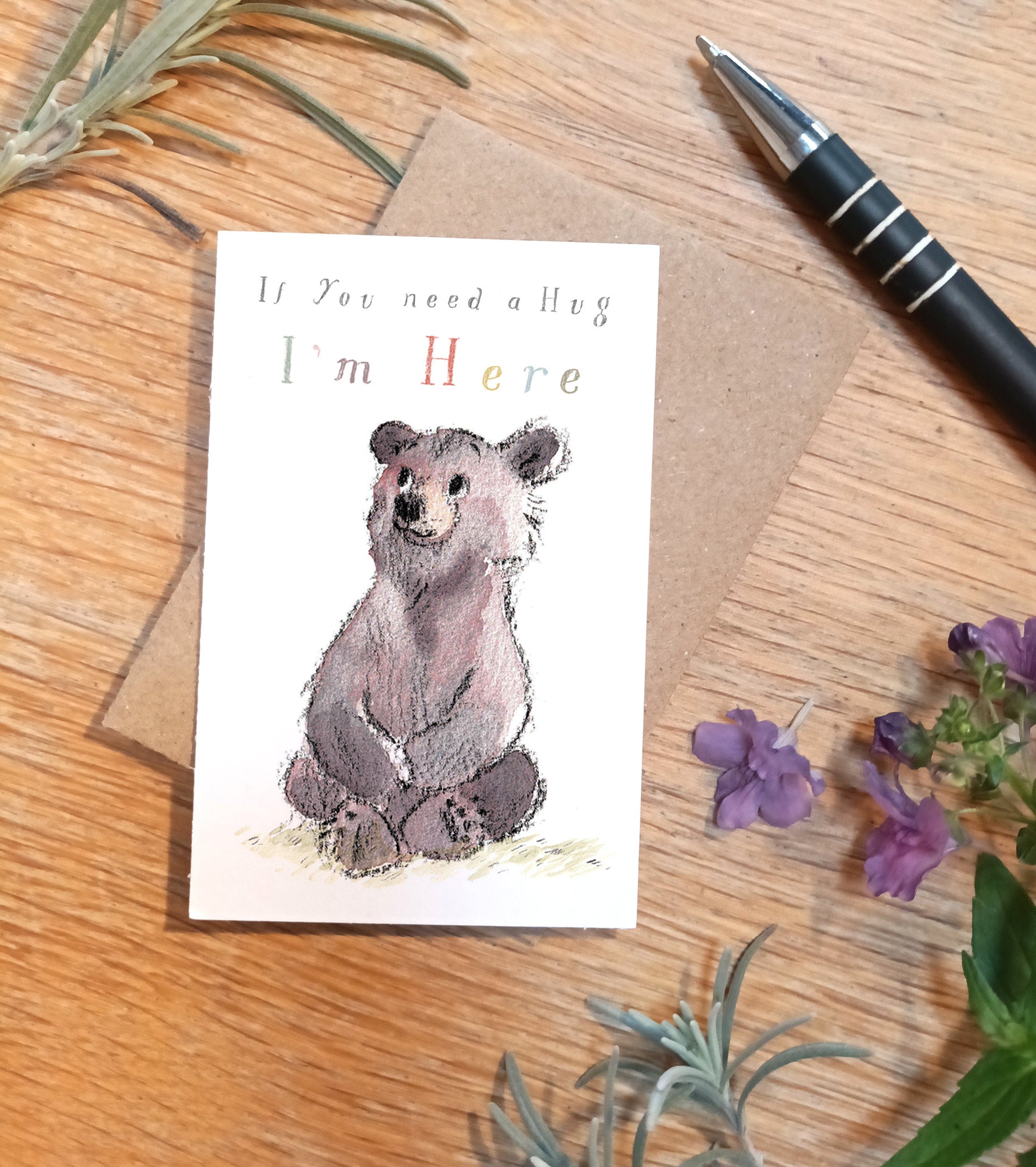 Little keepsake card - Bear hug - credit card size - Write a little message on the back to be kept in purse, wallet or pocket - LM021